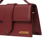 Jacquemus – Le Grand Bambino Bordeaux con logo oro